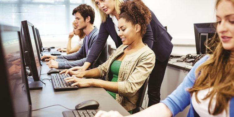 LA FORMACIÓN DOCTORAL: UNA EXIGENCIA CRECIENTE