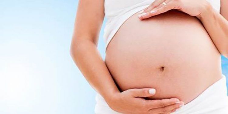 Servicio social obligatorio para mujeres embarazadas