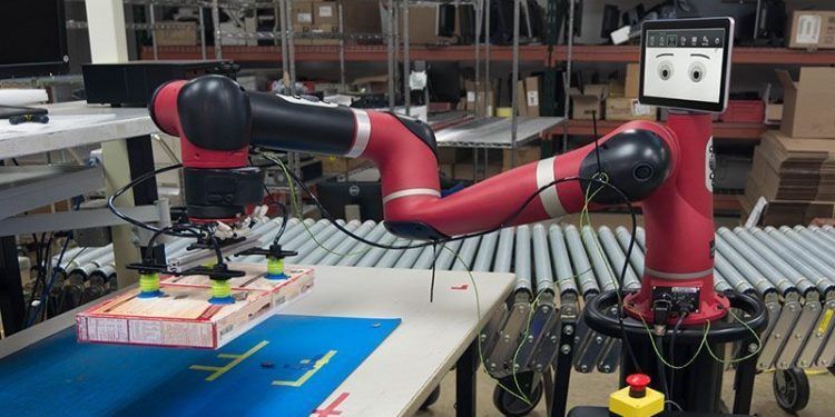 DHL emplea a los robots Baxter y Sawyer como ayudantes de depósito