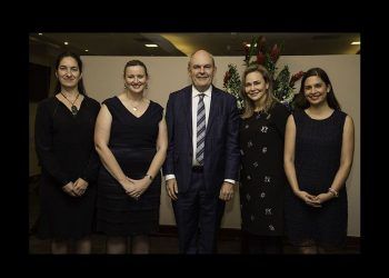 Ministro Steven Joyce de Nueva Zelanda visitó Colombia para buscar oportunidades y profundizar las relaciones académicas entre ambos países