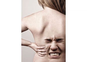 Evite LESIONES LUMBARES con una adecuada postura