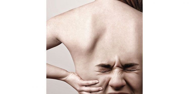 Evite LESIONES LUMBARES con una adecuada postura