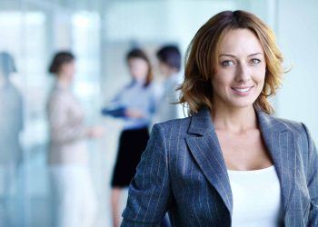 Liderazgo transformador de las mujeres