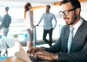 ¿En qué se puede especializar un administrador de empresas?