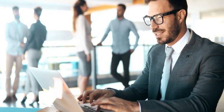 ¿En qué se puede especializar un administrador de empresas?