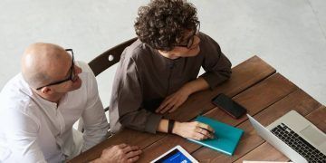 Colaboradores Felices Aumentan el 31% de la Productividad
