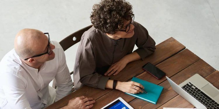 Colaboradores Felices Aumentan el 31% de la Productividad
