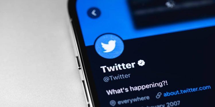 Perfiles falsos de bancos en Twitter