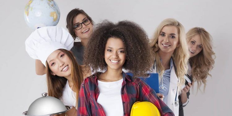 Mujeres siguen dominando el mundo de los RRHH