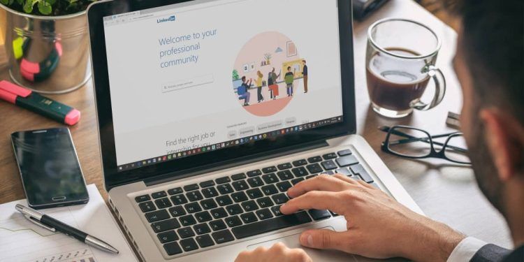 Cómo Convertirse en un Líder Destacado en LinkedIn