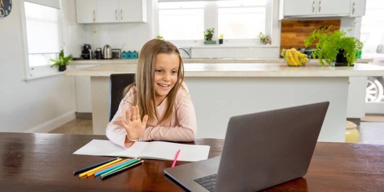 Colegios Virtuales para Adolescentes