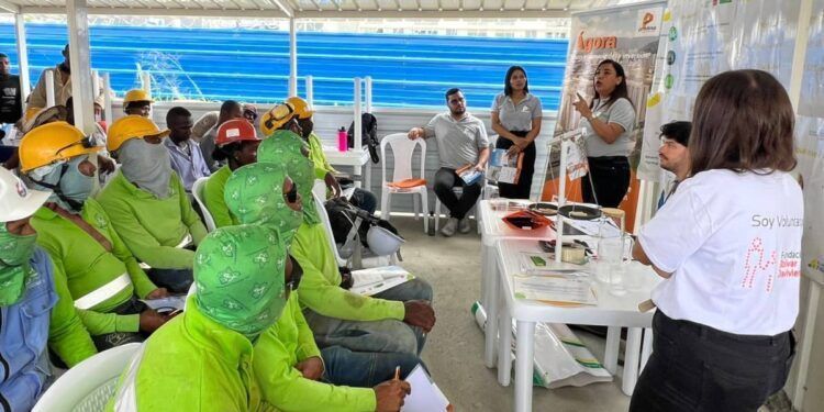 Educación financiera a maestros de obra