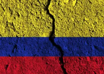 Colombia dividida no puede Reconstruirse Sola